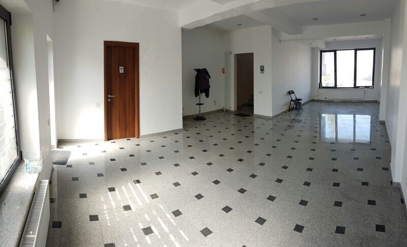 Calea Bucuresti 38, Petresti